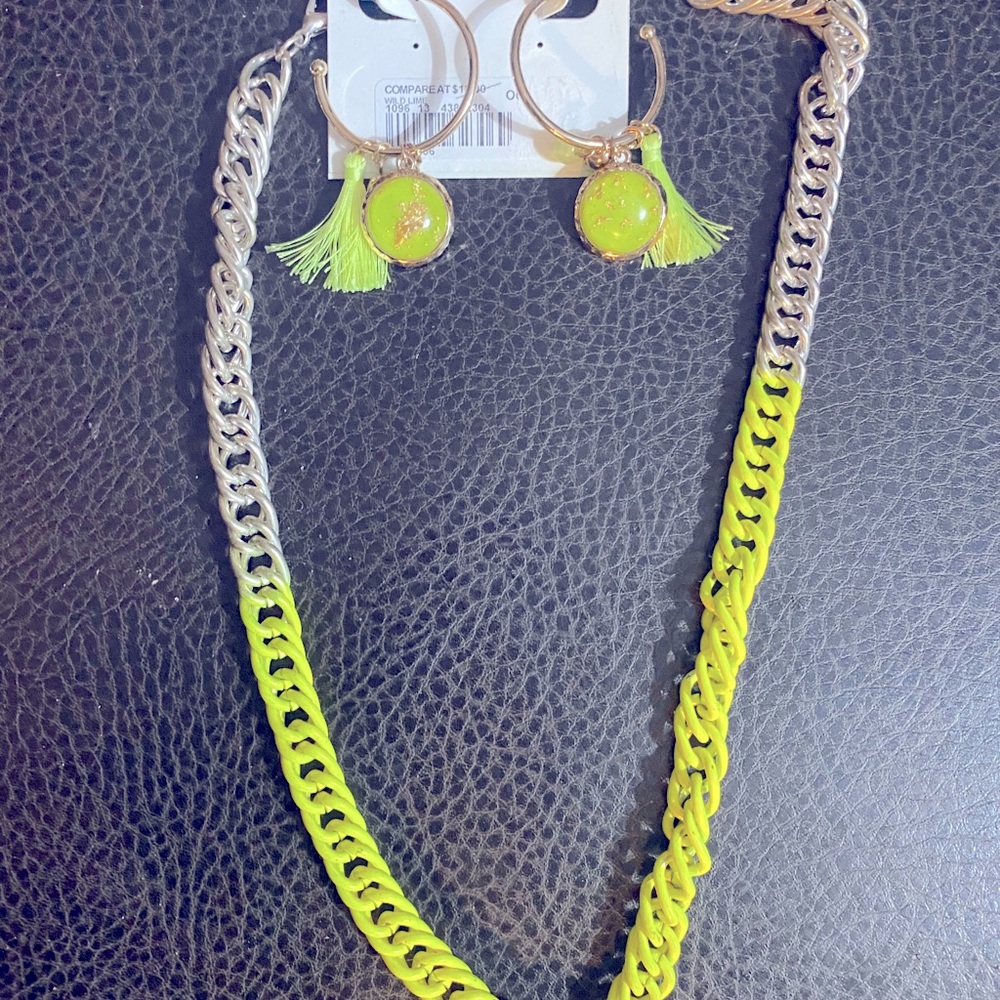 Jewelry - Picture 4 of 15